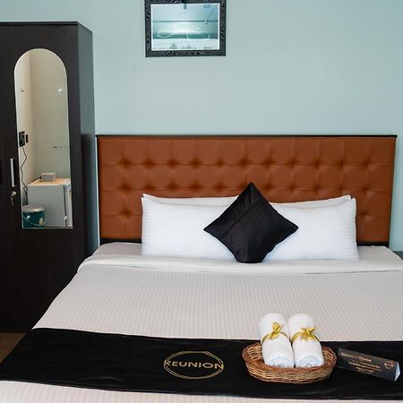Reunion Ocean Tides Hotel Udupi Exterior foto